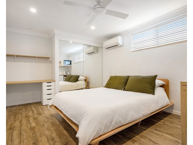 85 Mallawa Drive, Palm Beach QLD 4221