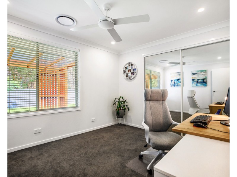 85 Mallawa Drive, Palm Beach QLD 4221