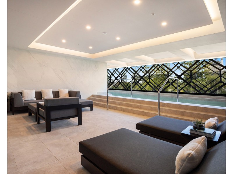 404/185 Old Burleigh Road ‘Elysian’, Broadbeach QLD 4218