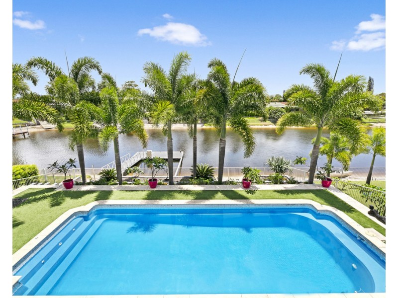 44 Alec Avenue, Mermaid Waters QLD 4218