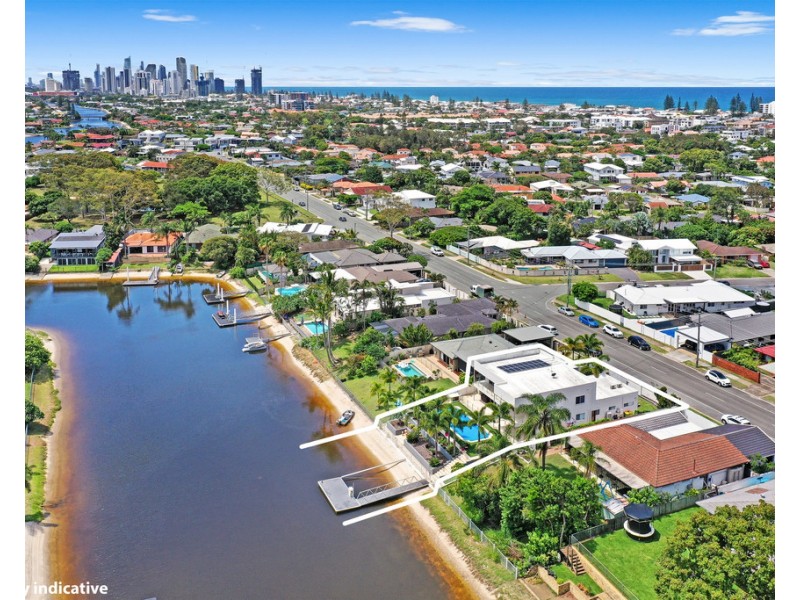 44 Alec Avenue, Mermaid Waters QLD 4218