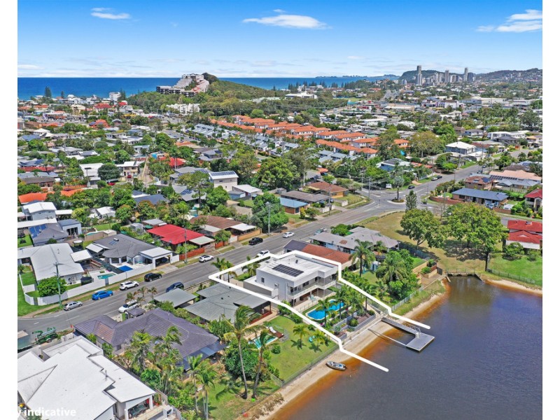 44 Alec Avenue, Mermaid Waters QLD 4218