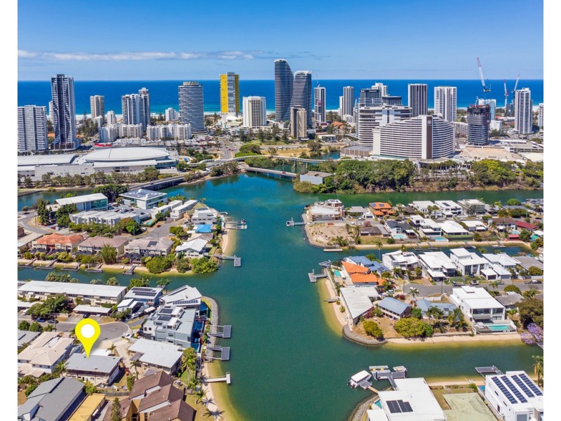 4/15 Havana Key, Broadbeach Waters QLD 4218