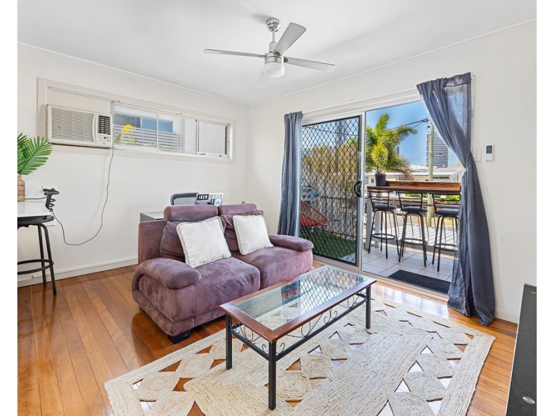 4/15 Havana Key, Broadbeach Waters QLD 4218