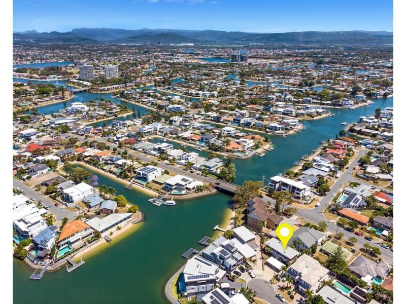 4/15 Havana Key, Broadbeach Waters QLD 4218