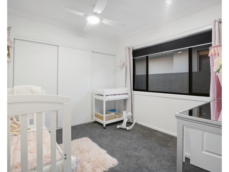 4 Corvus Way, Robina QLD 4226