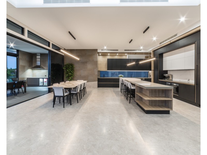 9 Temple Island Circuit, Oxenford QLD 4210