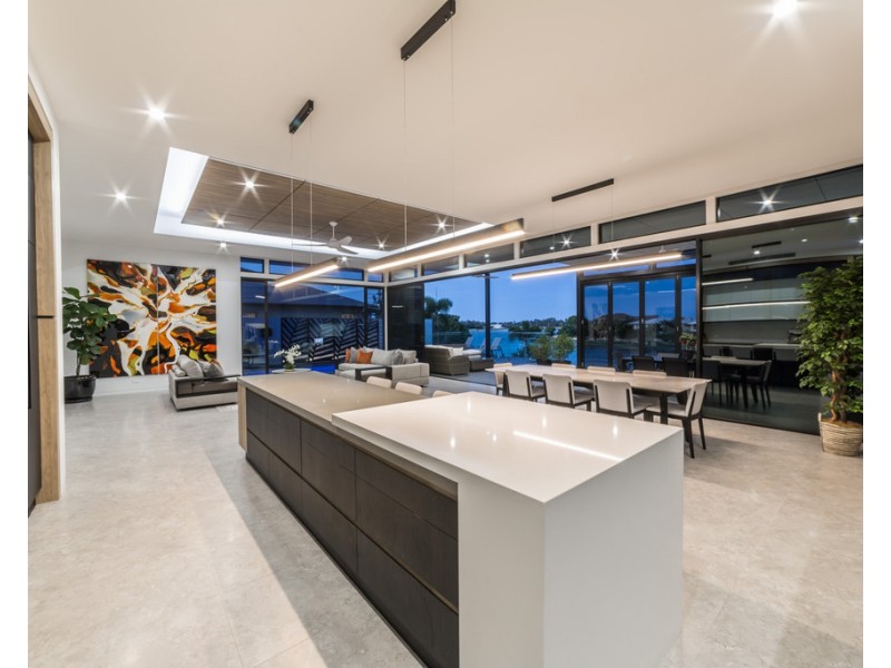 9 Temple Island Circuit, Oxenford QLD 4210