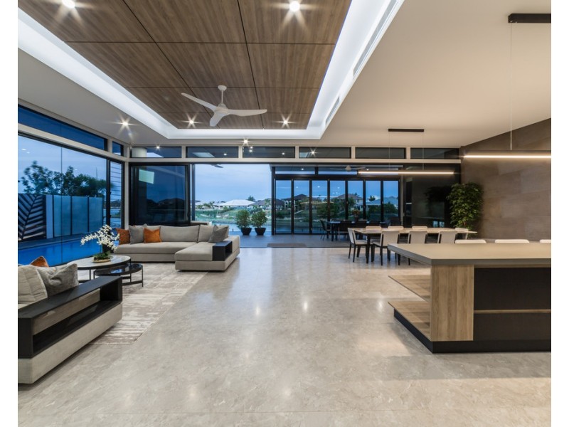 9 Temple Island Circuit, Oxenford QLD 4210