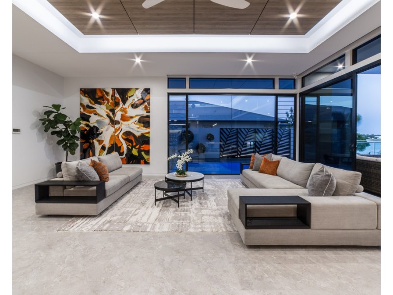 9 Temple Island Circuit, Oxenford QLD 4210