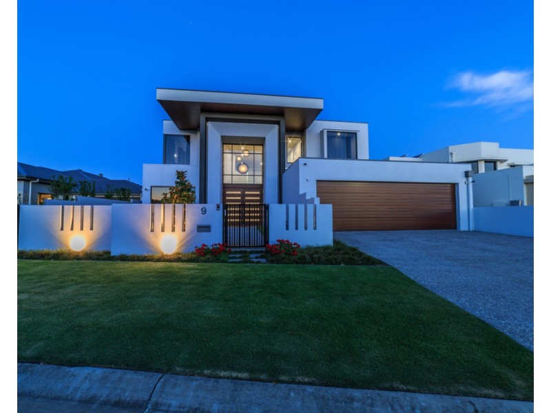 9 Temple Island Circuit, Oxenford QLD 4210
