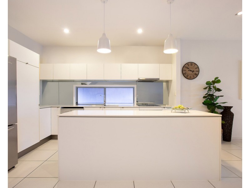 21B Kiers Road, Miami QLD 4220