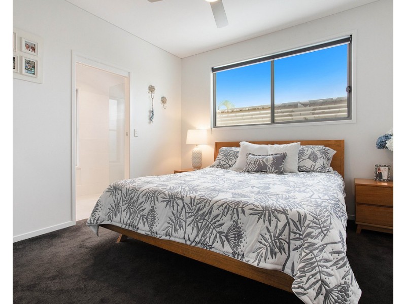 21B Kiers Road, Miami QLD 4220