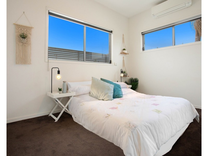 21B Kiers Road, Miami QLD 4220
