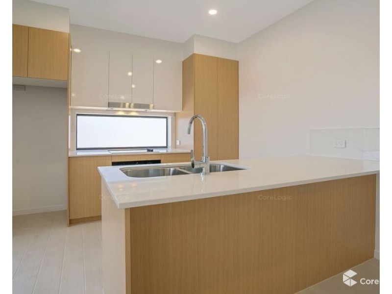 101/41 Milton Avenue, Paradise Point QLD 4216