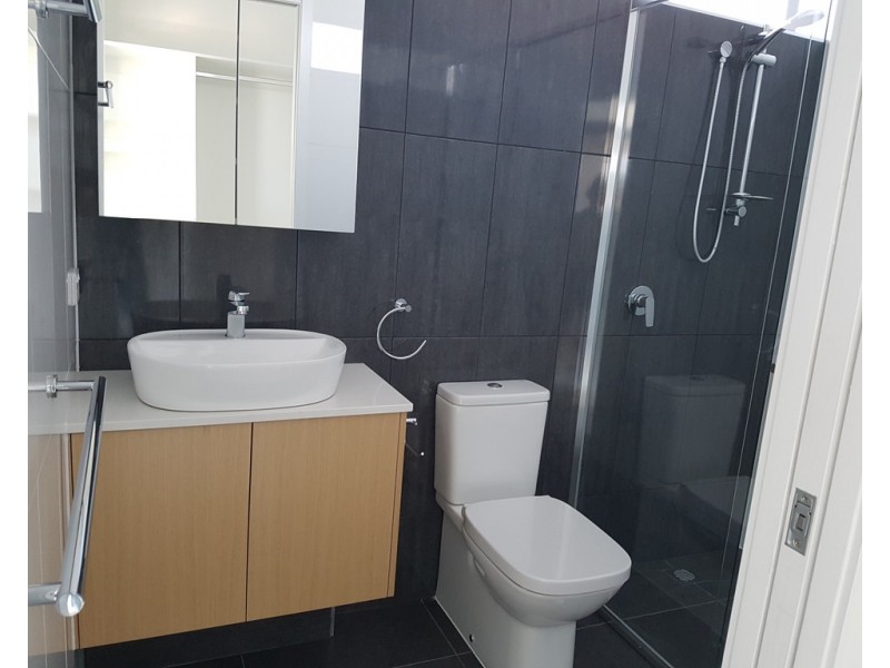 101/41 Milton Avenue, Paradise Point QLD 4216