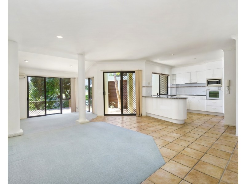 Villa 3 “Portsmouth” 125 Santa Cruz Boulevard, Clear Island Waters QLD 4226