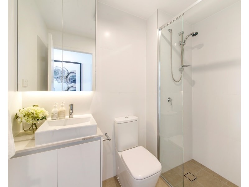 304/51 Peerless Avenue, Mermaid Beach QLD 4218