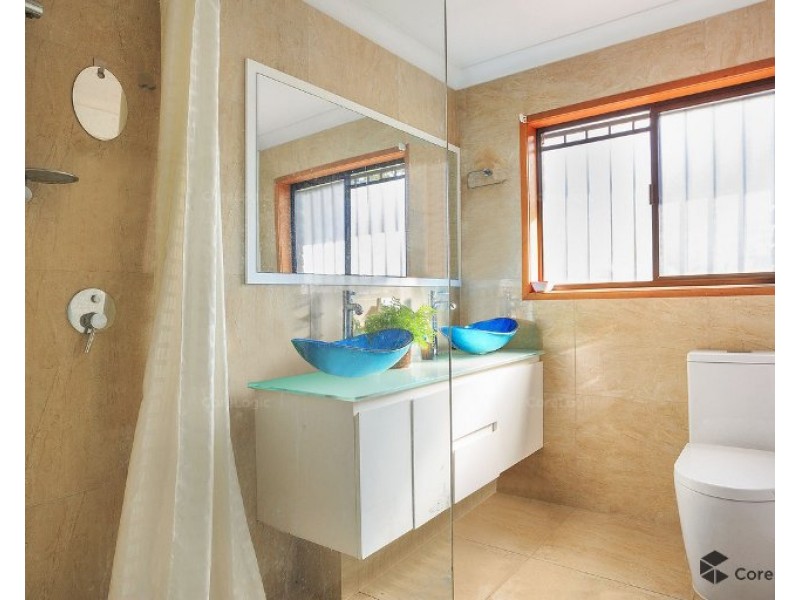 42 Timbertop Mead, Burleigh Heads QLD 4220