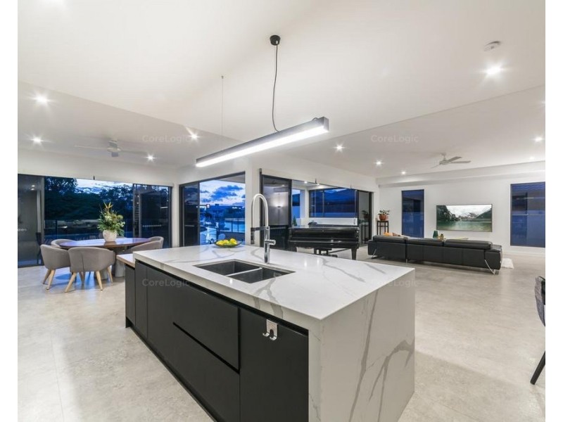 88 Gibraltar Drive, Isle Of Capri QLD 4217