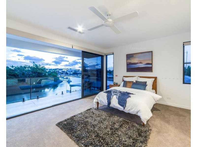 88 Gibraltar Drive, Isle Of Capri QLD 4217