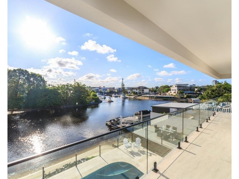 88 Gibraltar Drive, Isle Of Capri QLD 4217