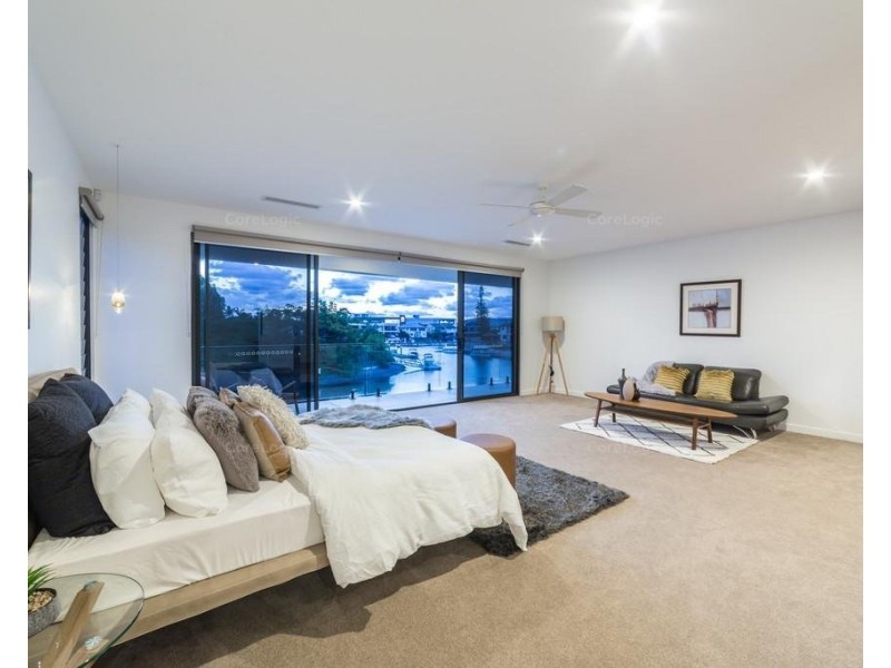 88 Gibraltar Drive, Isle Of Capri QLD 4217