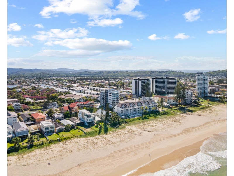 5/1251 Gold Coast Hwy, Palm Beach QLD 4221