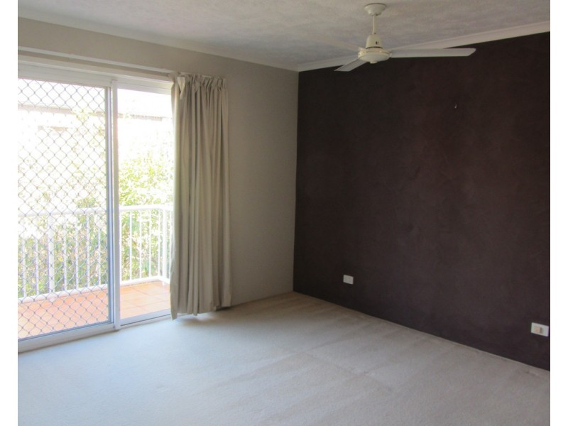 22/8 Dalpura Street, Chevron Island QLD 4217