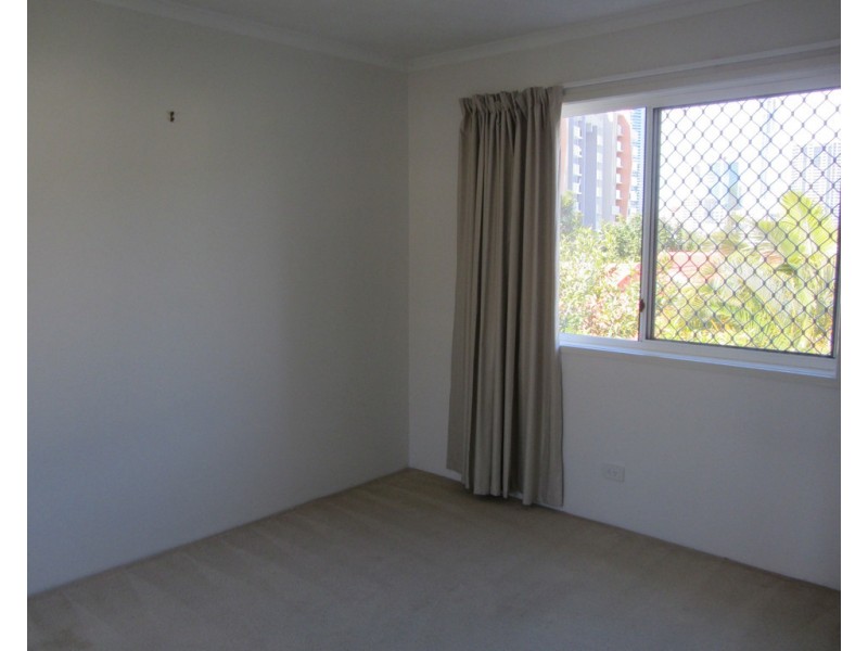 22/8 Dalpura Street, Chevron Island QLD 4217