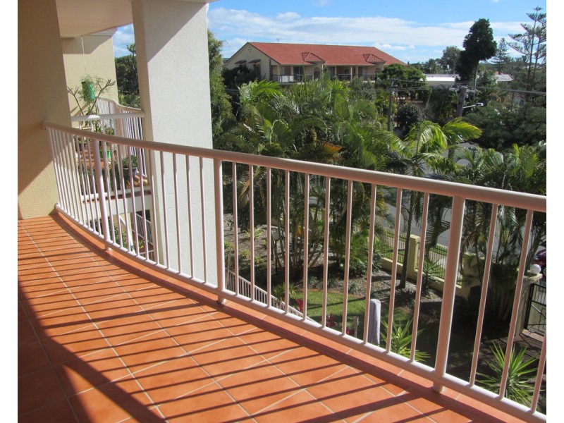 22/8 Dalpura Street, Chevron Island QLD 4217