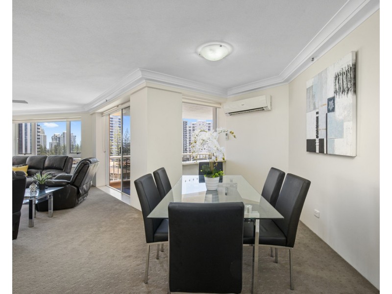 33/129 Surf Parade, Broadbeach QLD 4218