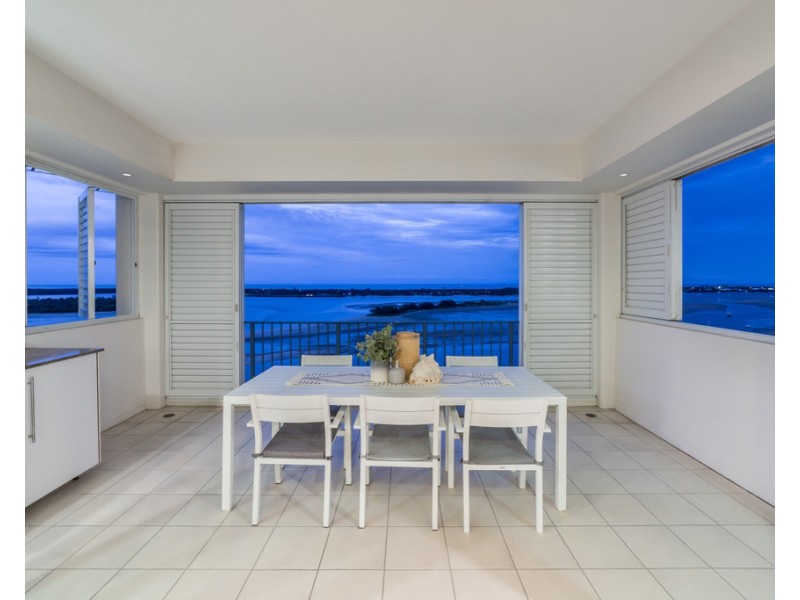 64/326-342 Marine Parade, Labrador QLD 4215