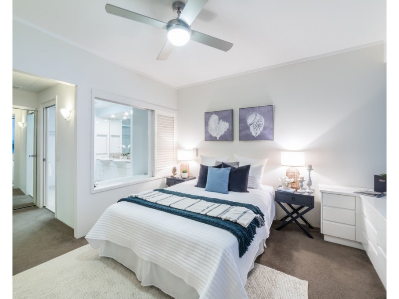 64/326-342 Marine Parade, Labrador QLD 4215