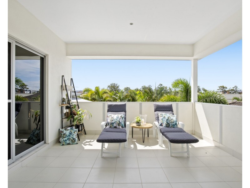 10 St Paul Crescent, Varsity Lakes QLD 4227
