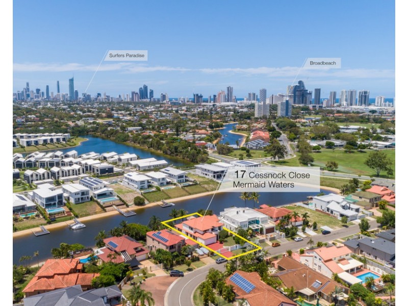 17 Cessnock Close, Mermaid Waters QLD 4218