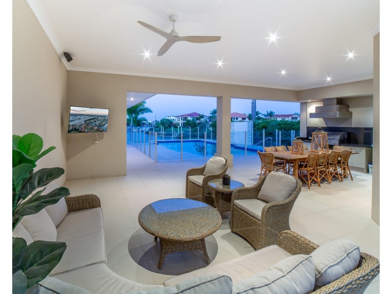 3108 Riverleigh Drive, Hope Island QLD 4212