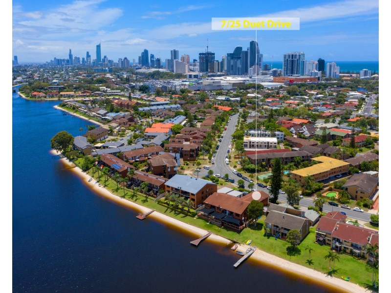 7/25 Duet Drive, Mermaid Waters QLD 4218