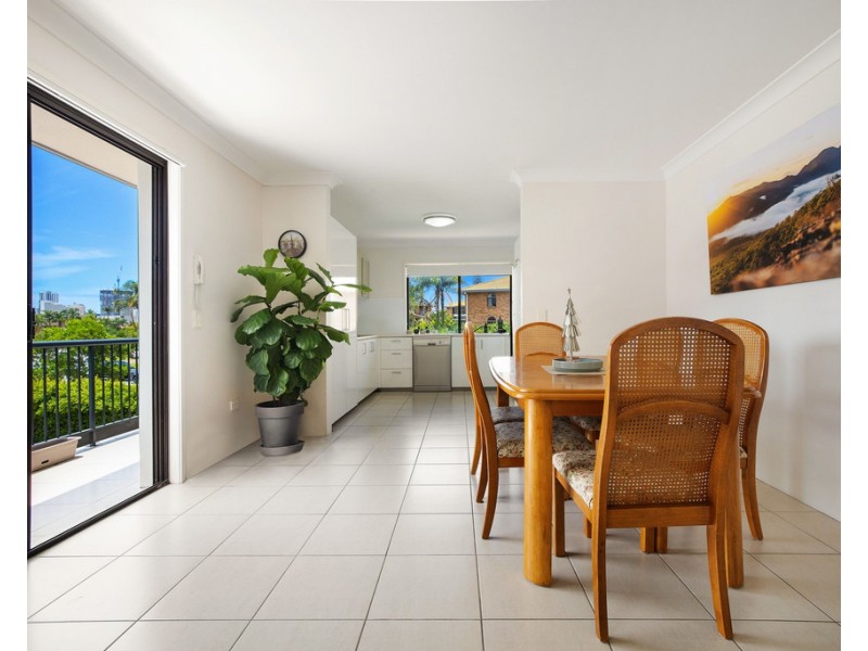 7/25 Duet Drive, Mermaid Waters QLD 4218
