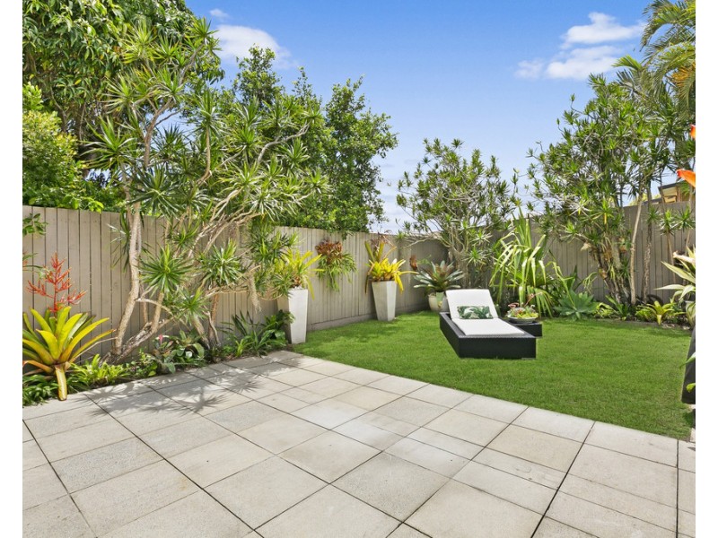 1/65 Albion Avenue, Miami QLD 4220