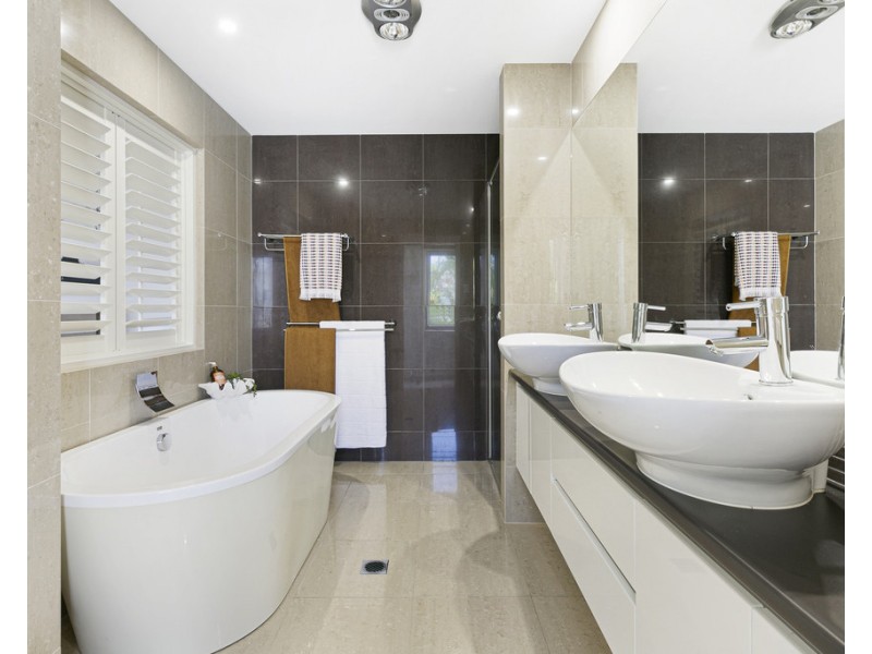 1/65 Albion Avenue, Miami QLD 4220