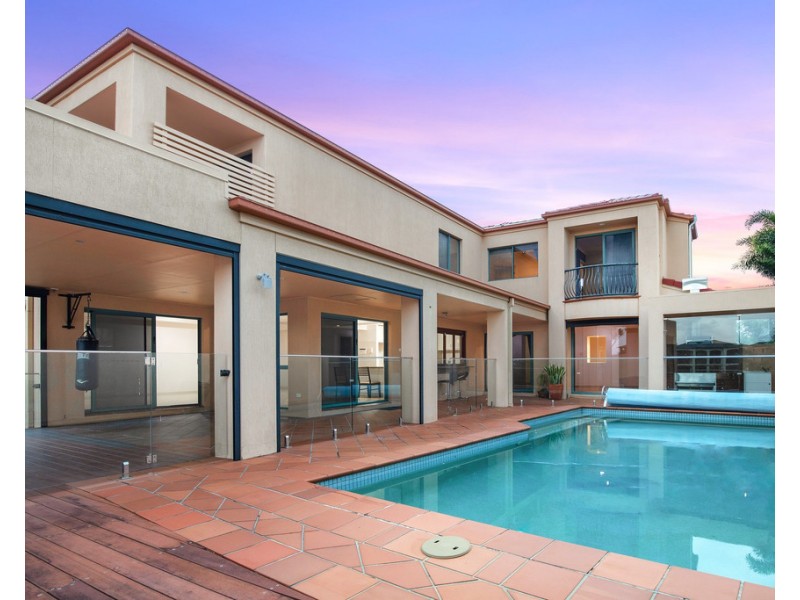 25 Clear Water Bay Avenue, Clear Island Waters QLD 4226