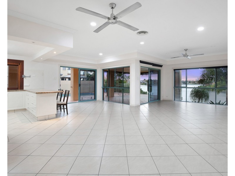 25 Clear Water Bay Avenue, Clear Island Waters QLD 4226