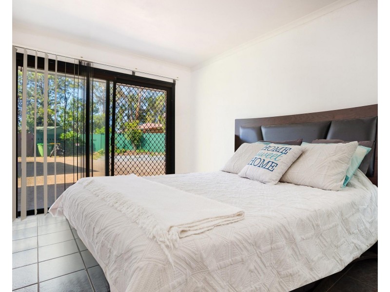 2/44 Frascott Avenue, Varsity Lakes QLD 4227