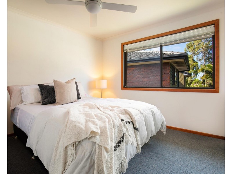 2/44 Frascott Avenue, Varsity Lakes QLD 4227