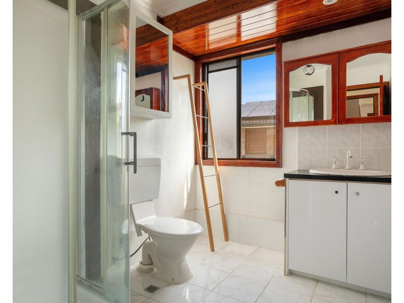 2/44 Frascott Avenue, Varsity Lakes QLD 4227