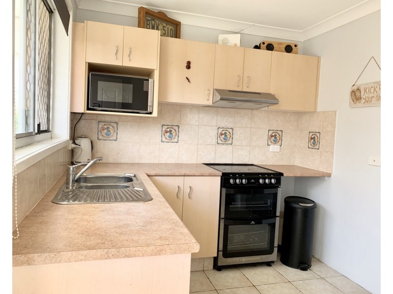 6/10 Christina Court, Mermaid Waters QLD 4218