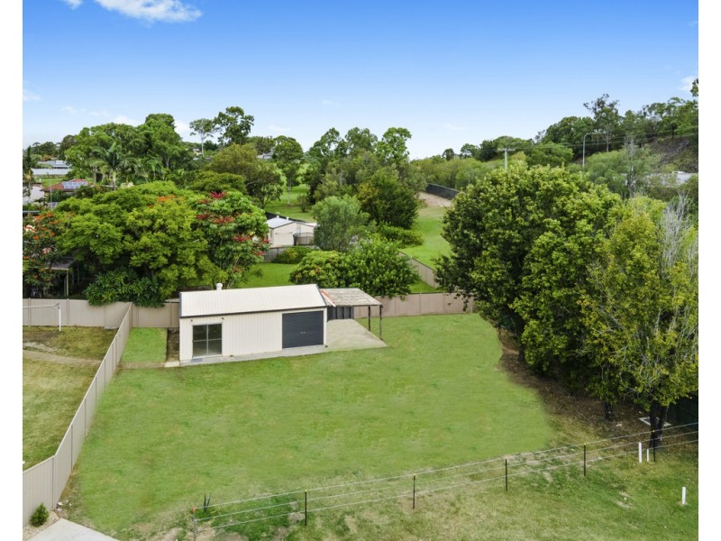 15 Alison Road, Carrara QLD 4211