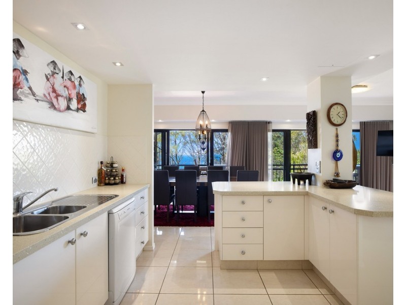 C7/1 Great Hall Drive, Miami QLD 4220