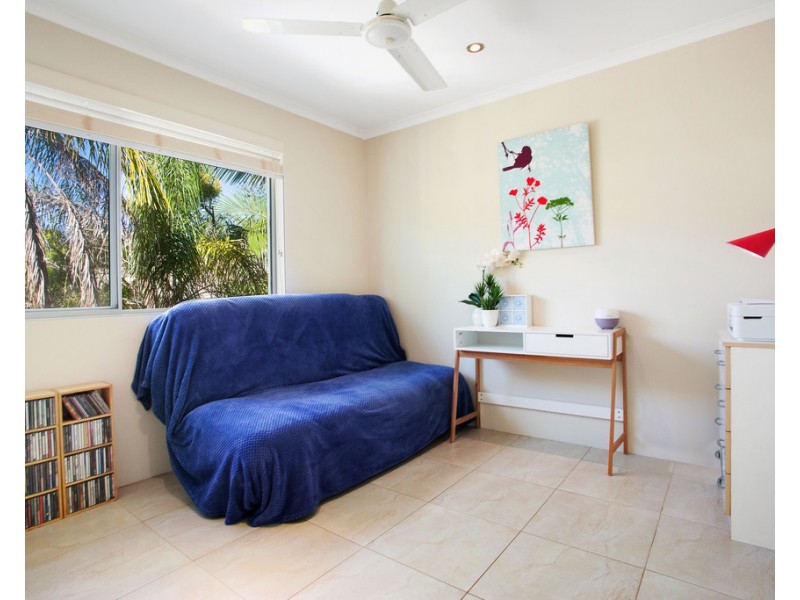 12/25 Federation Avenue, Broadbeach QLD 4218